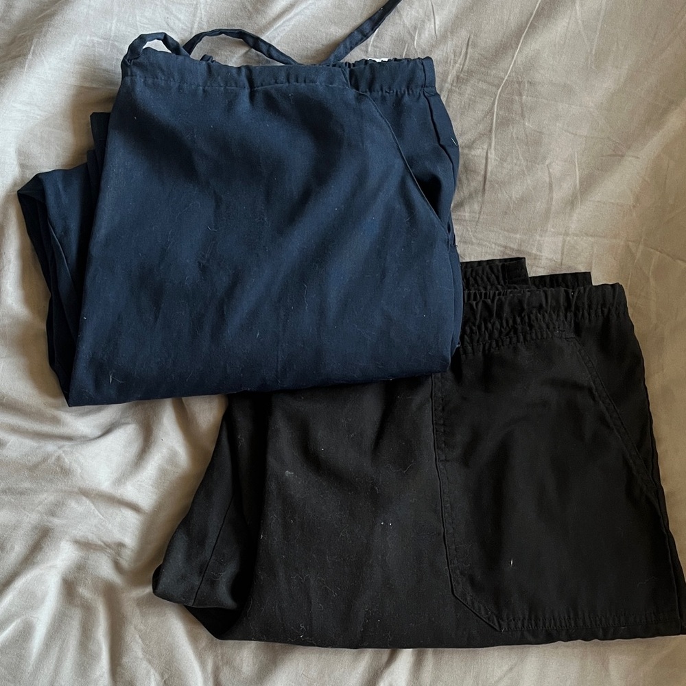✨2/$5✨ Bundle of Black and Navy Scrubs Pants